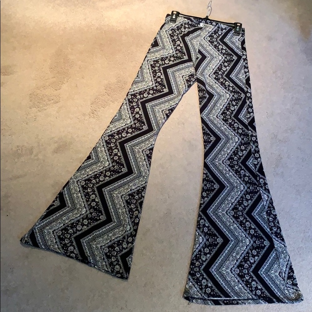 Darah Dahl skinny leg bellbottom poly/spandex pant